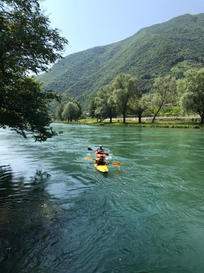 Casa Sul Fiume County House Panzió Solagna Kültér fotó