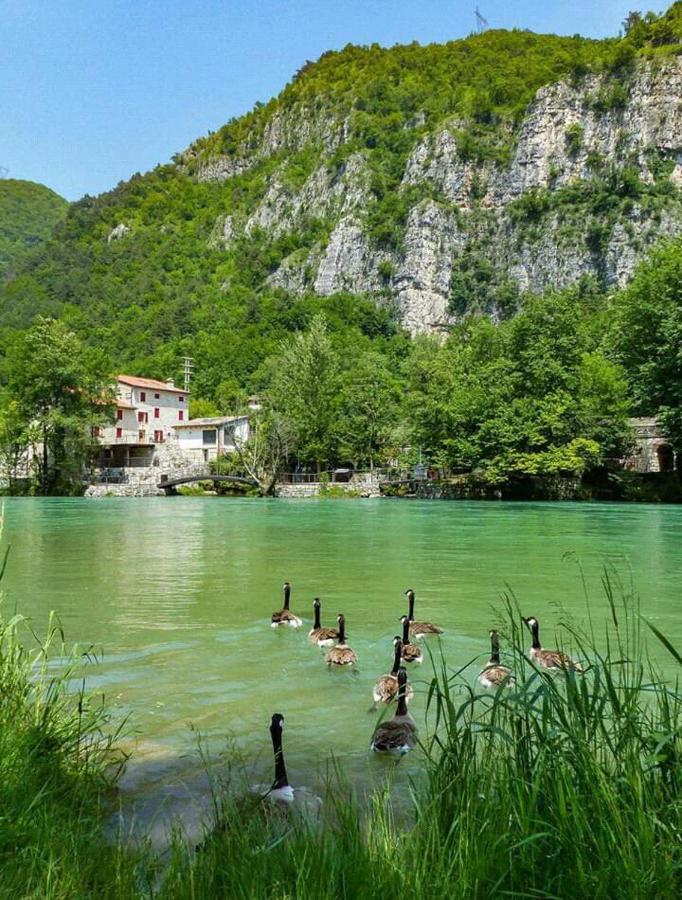 Casa Sul Fiume County House Panzió Solagna Kültér fotó