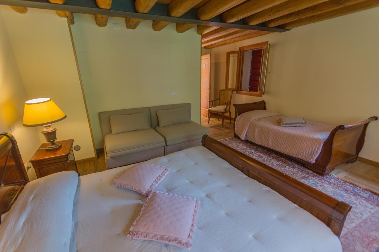 Casa Sul Fiume County House Panzió Solagna Kültér fotó